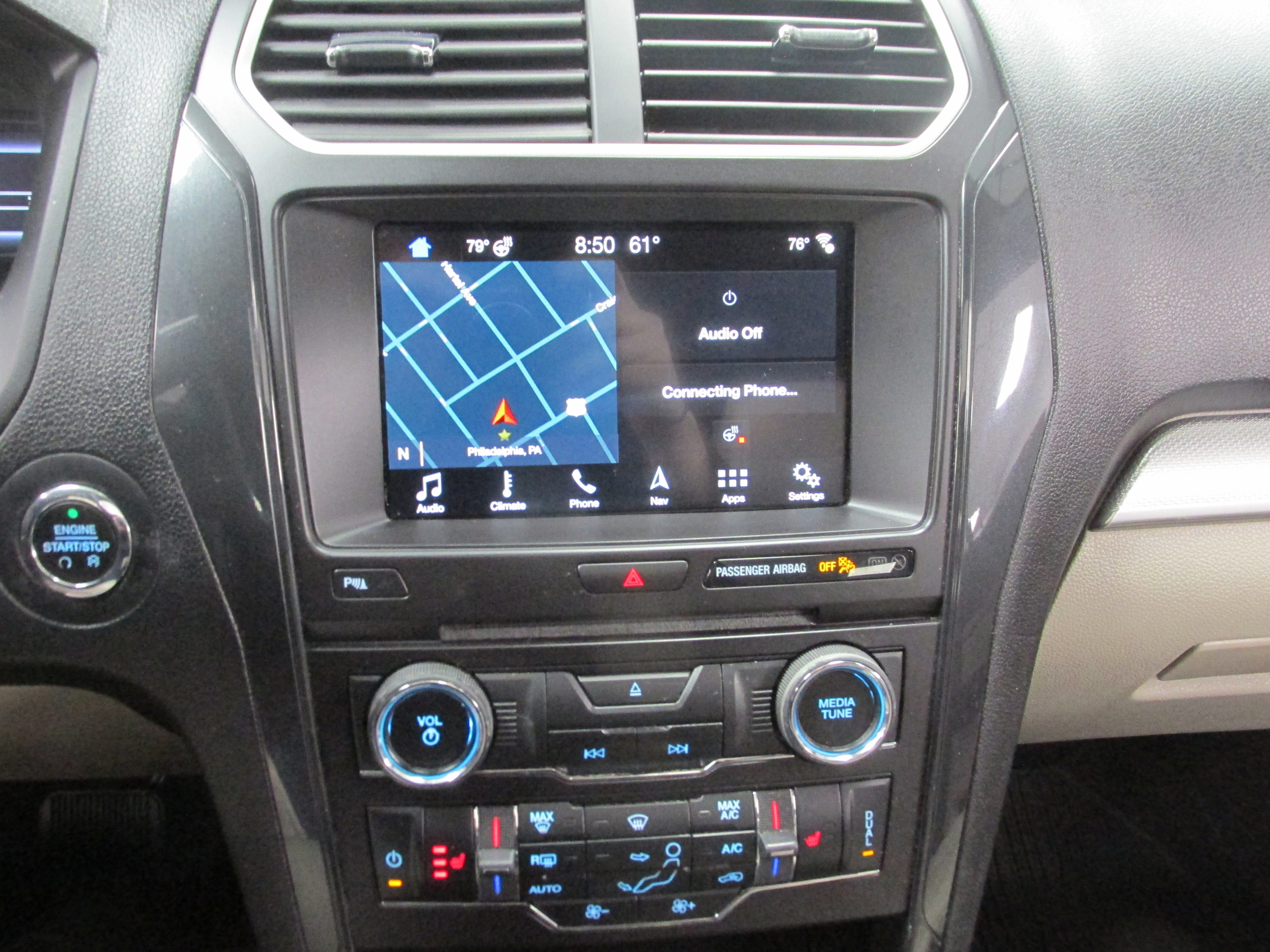 Certified 2018 Ford Explorer XLT w/ Equipment Group 202A image 41