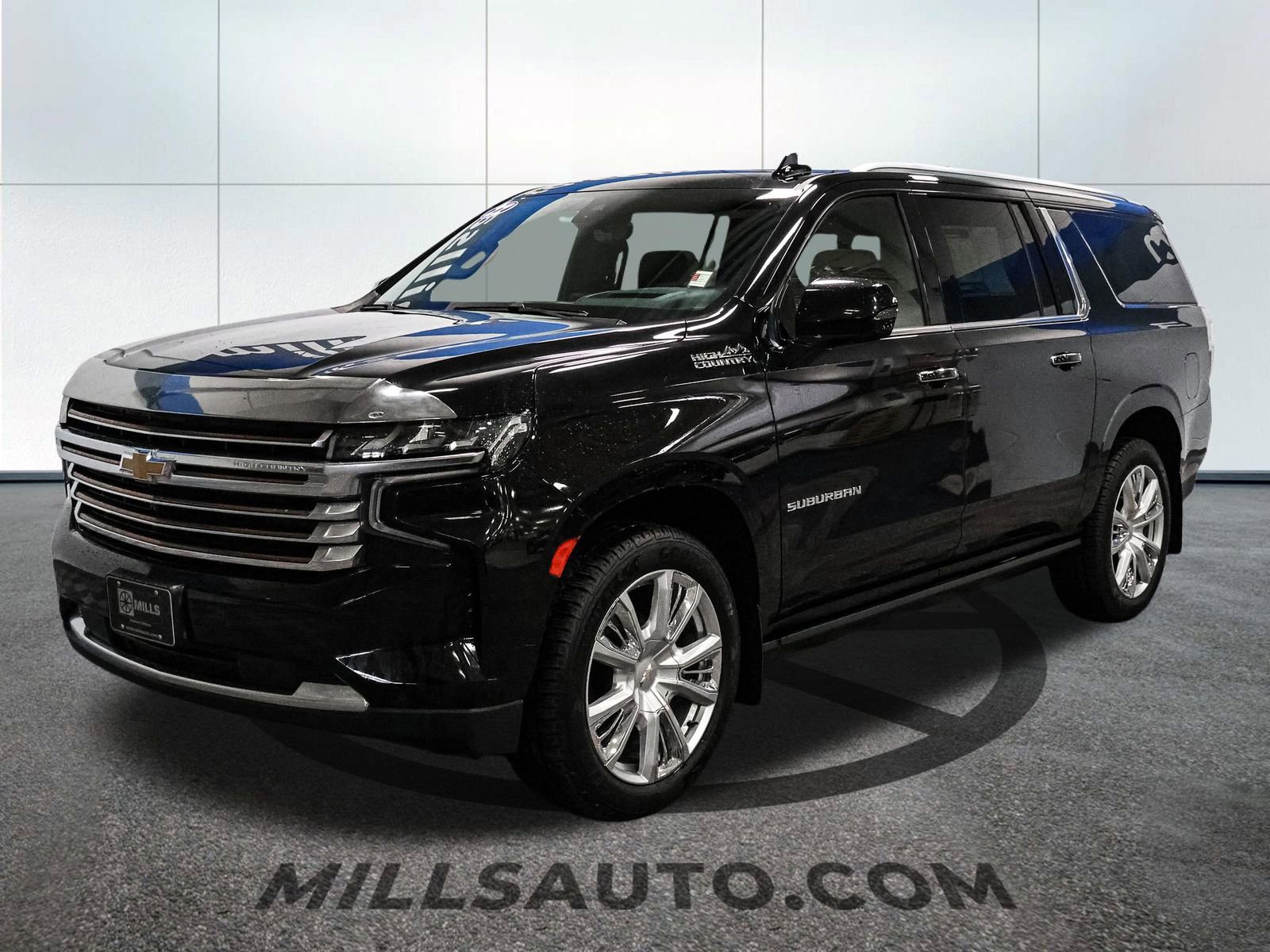 Used 2022 Chevrolet Suburban High Country AWD/4WD image 2