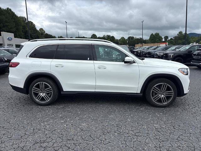Used 2026 Mercedes-Benz GLS 450 4MATIC image 9