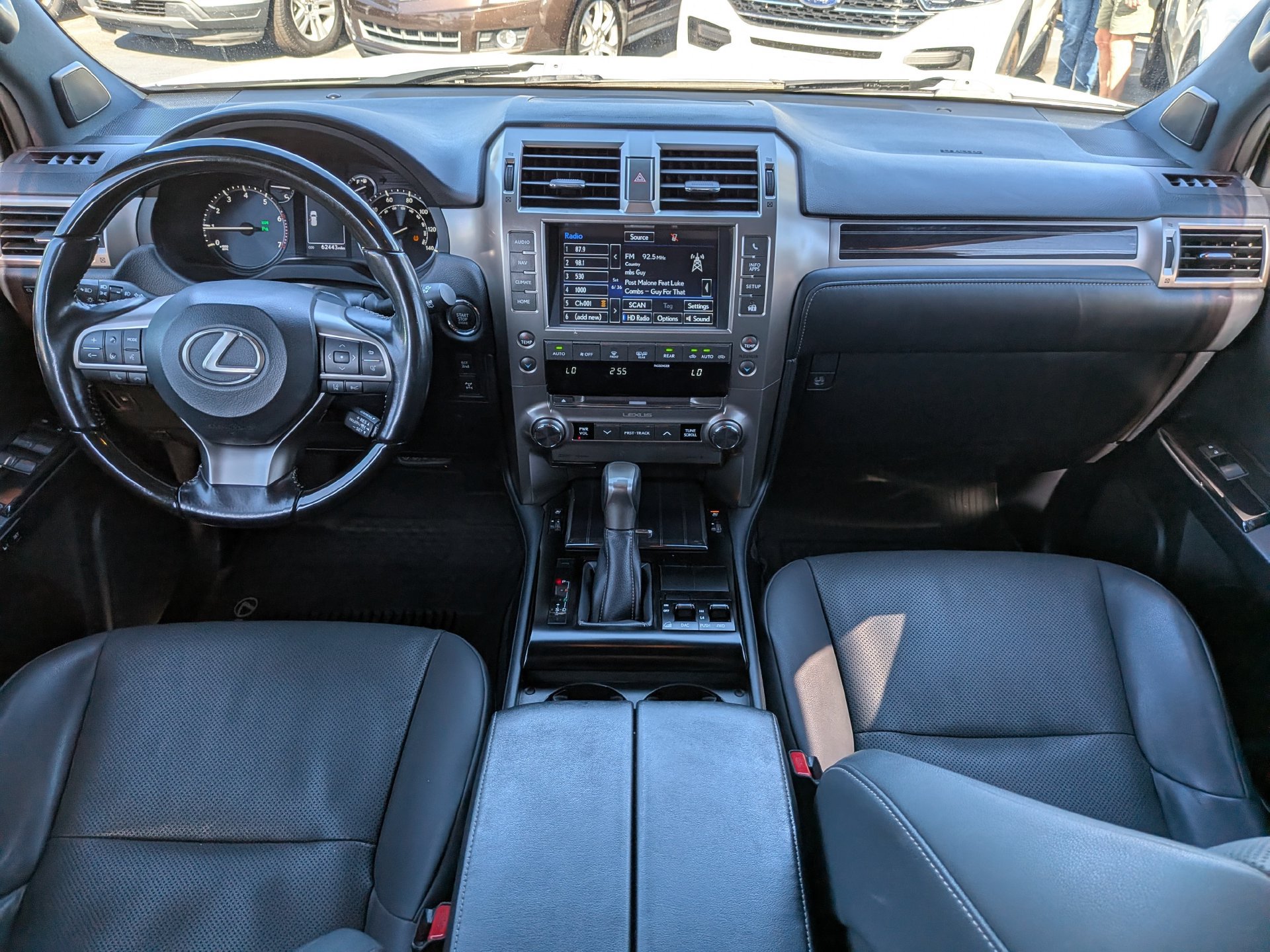 Used 2021 Lexus GX 460 Premium w/ Premium Package AWD/4WD image 17