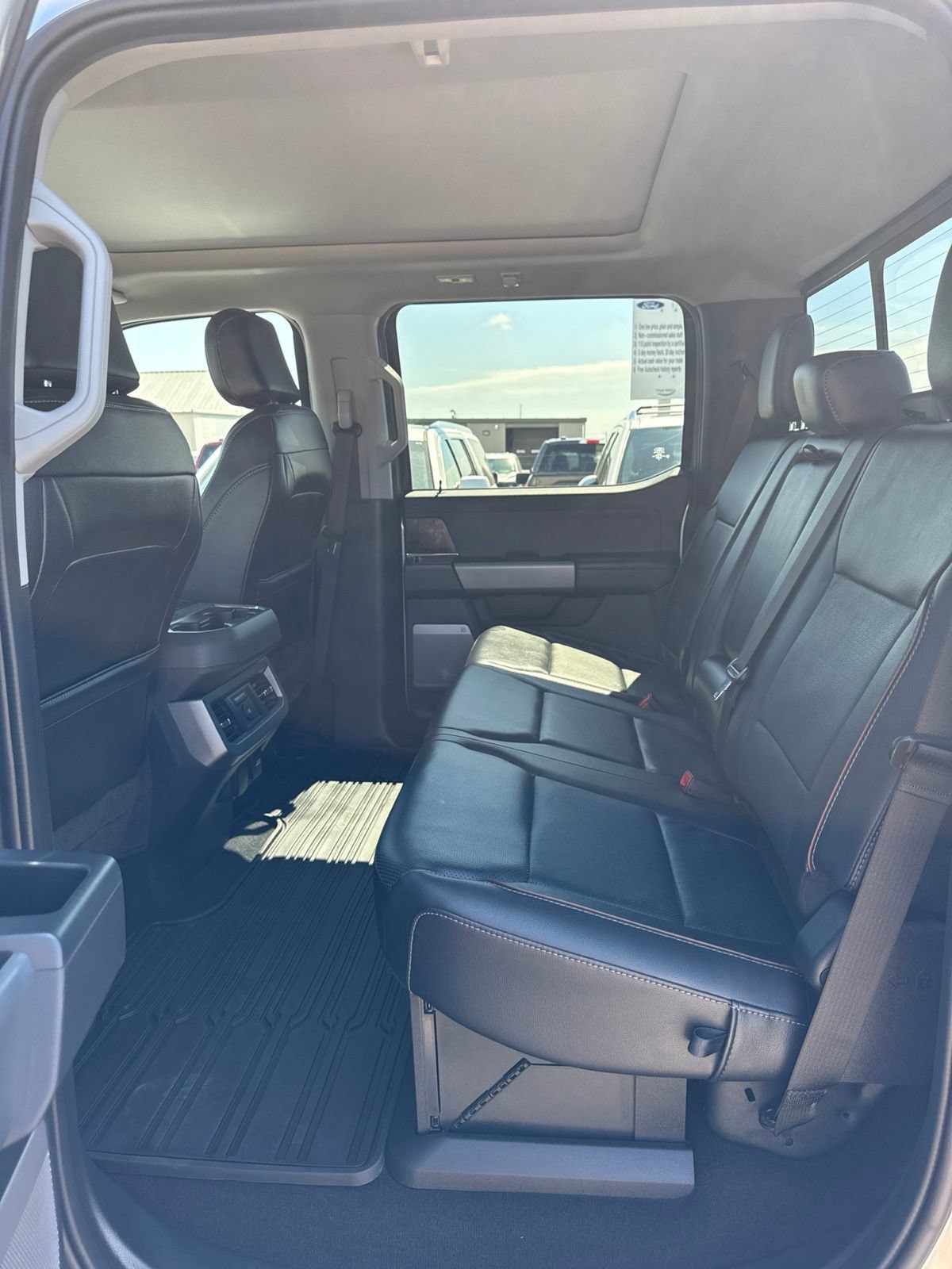 Certified 2023 Ford F250 Lariat w/ Chrome Package AWD/4WD image 39