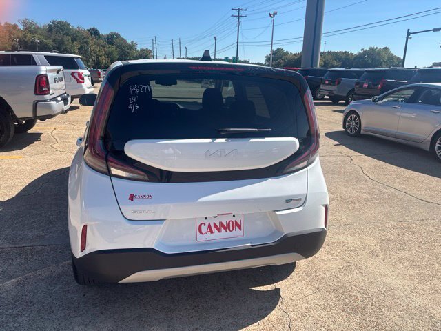 Used 2024 Kia Soul EX FWD image 8