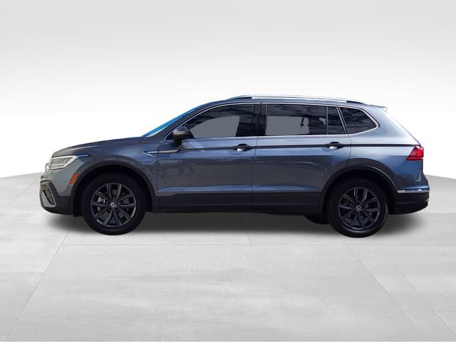 Used 2022 Volkswagen Tiguan SE AWD/4WD image 5