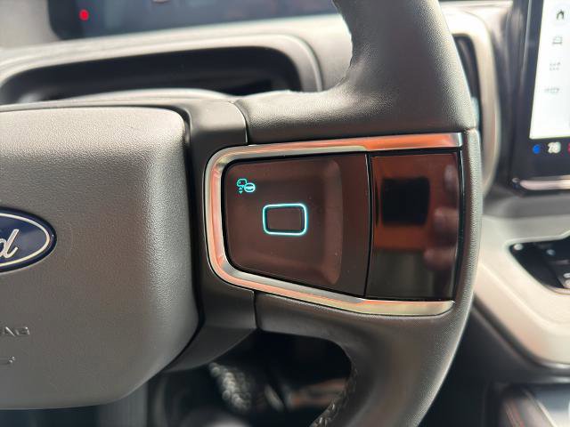 Certified 2025 Ford Expedition Active image 24