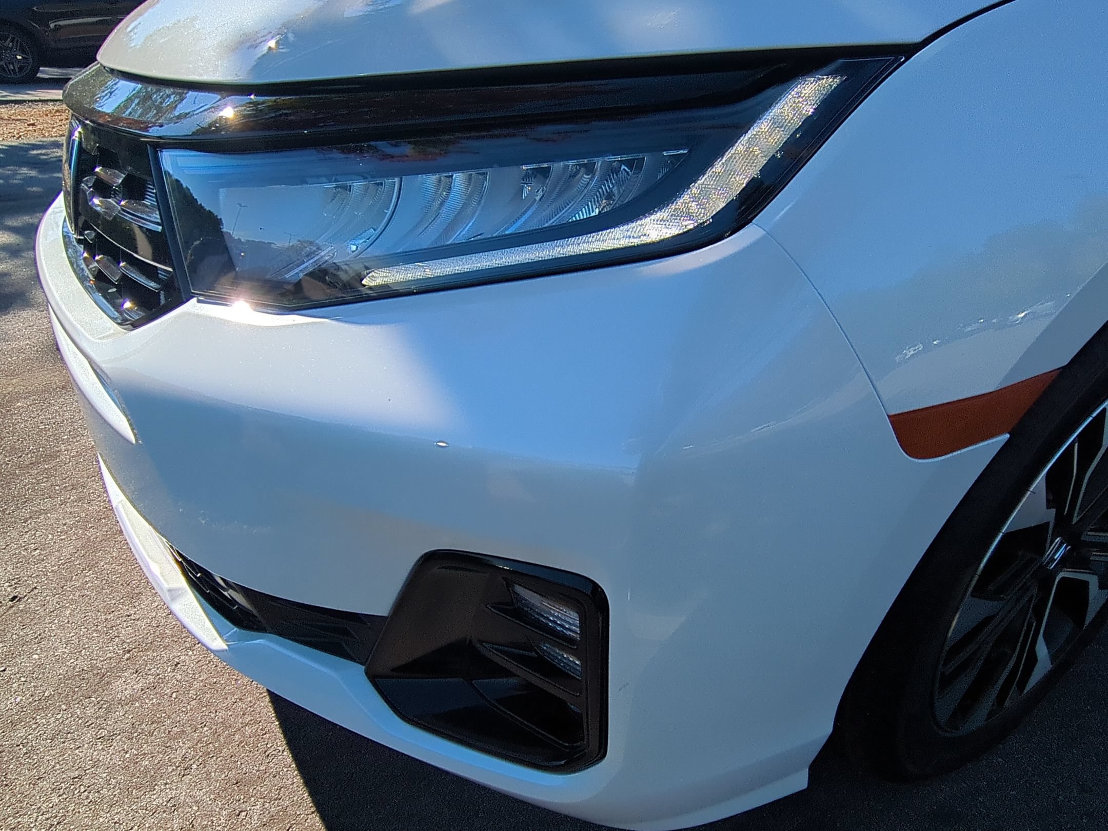 Used 2025 Honda Odyssey Elite image 8