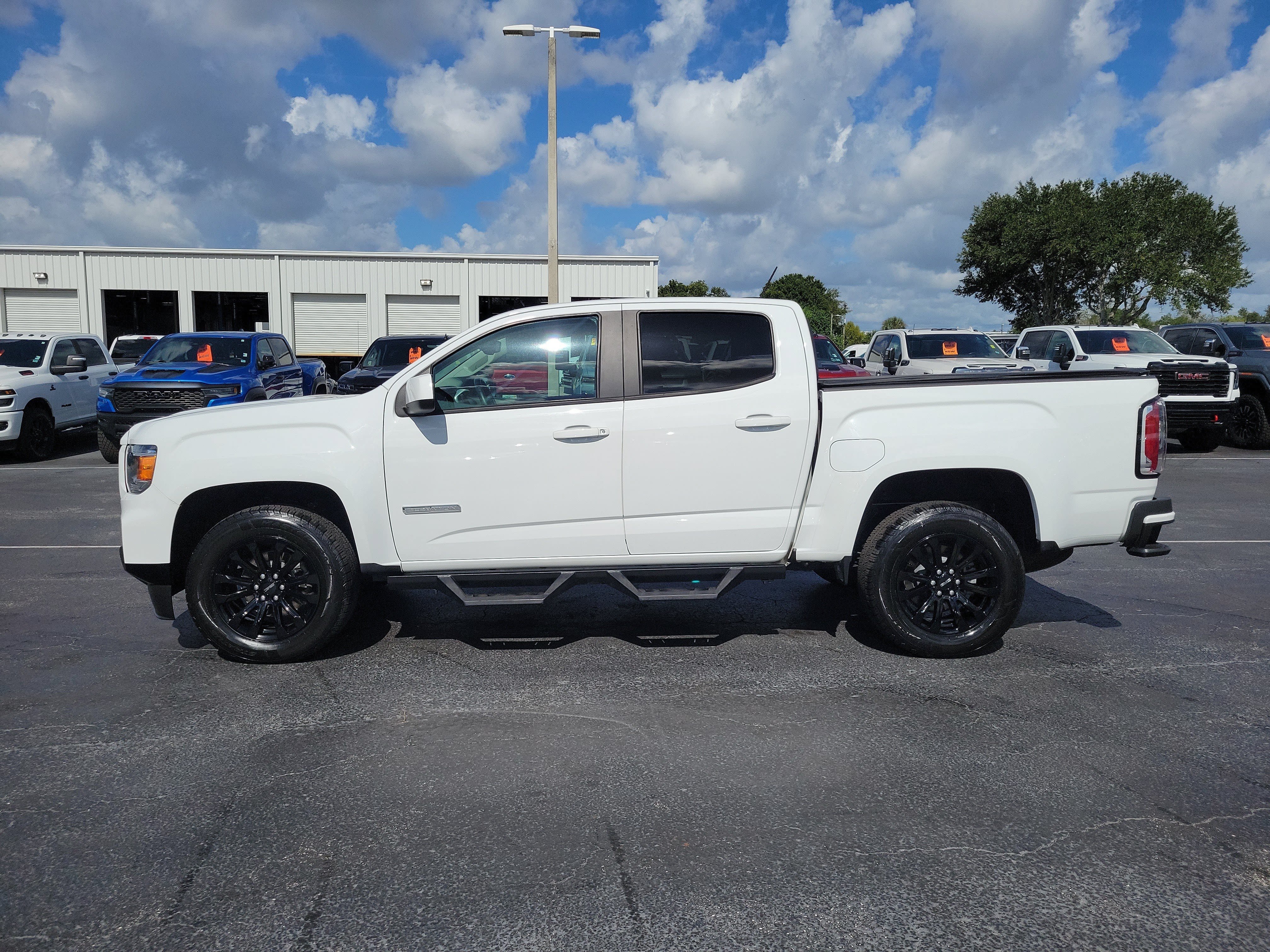 Used 2022 GMC Canyon Elevation w/ Elevation Premium Package RWD image 6