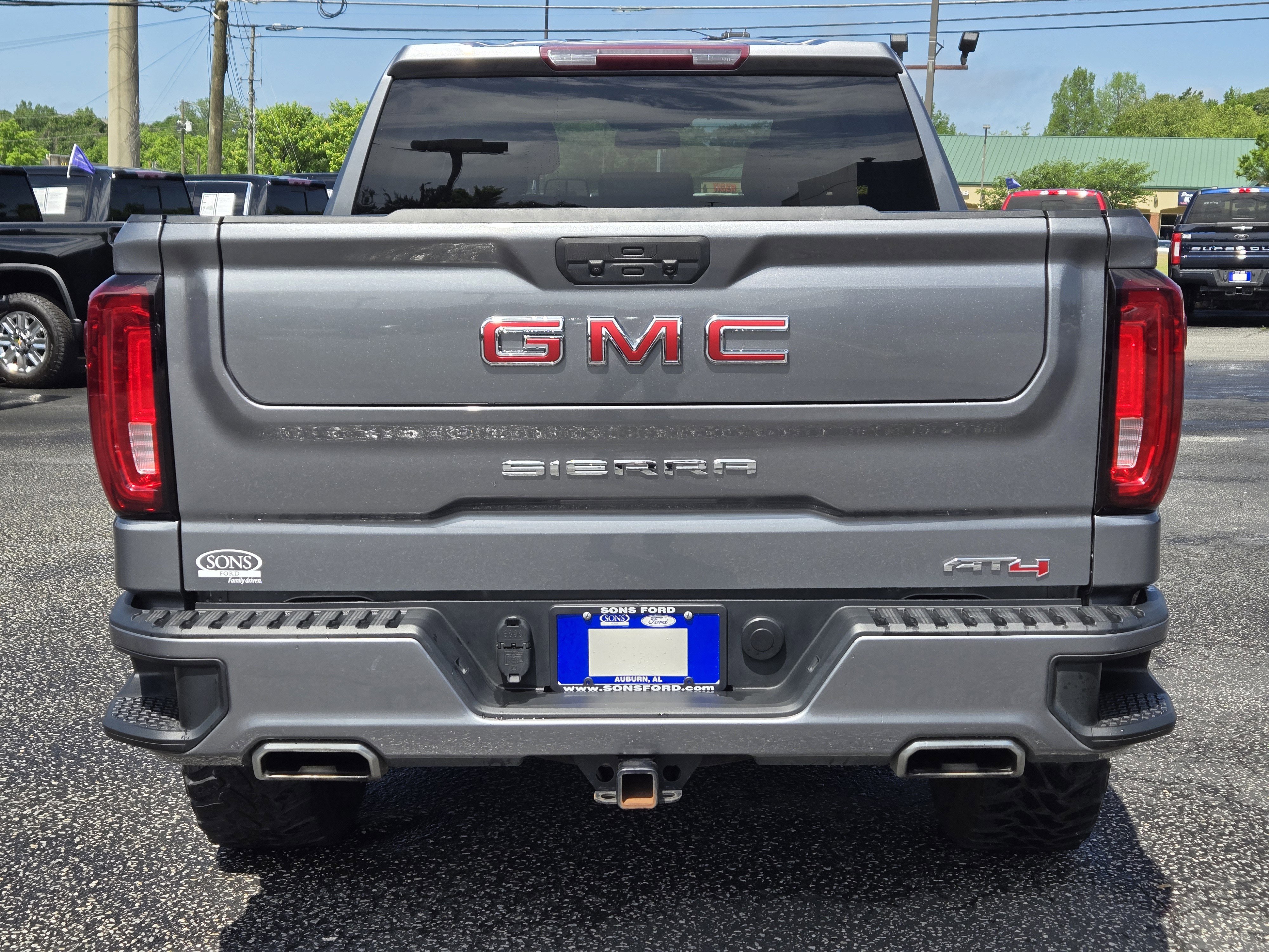 Used 2021 GMC Sierra 1500 AT4 AWD/4WD image 9