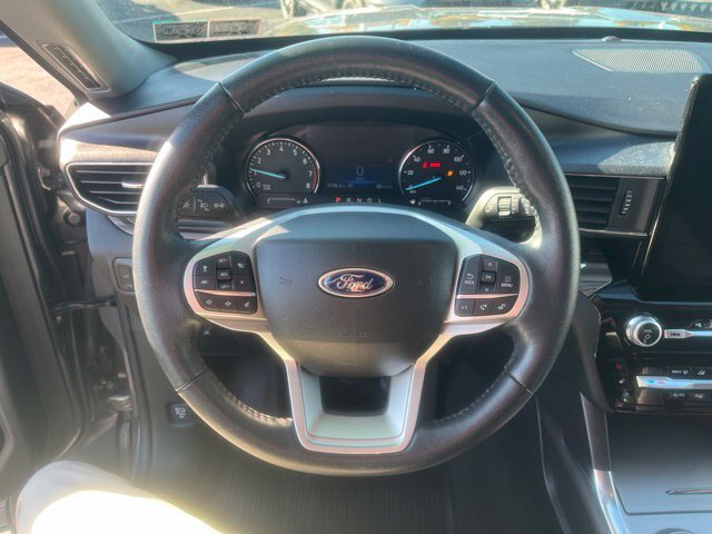 Certified 2023 Ford Explorer Limited w/ Limited Technology Package AWD/4WD image 14