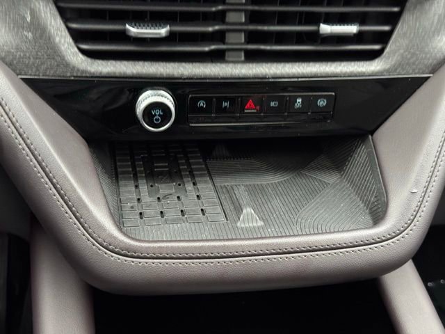 Certified 2025 Ford Explorer Platinum w/ Ultimate Package image 19