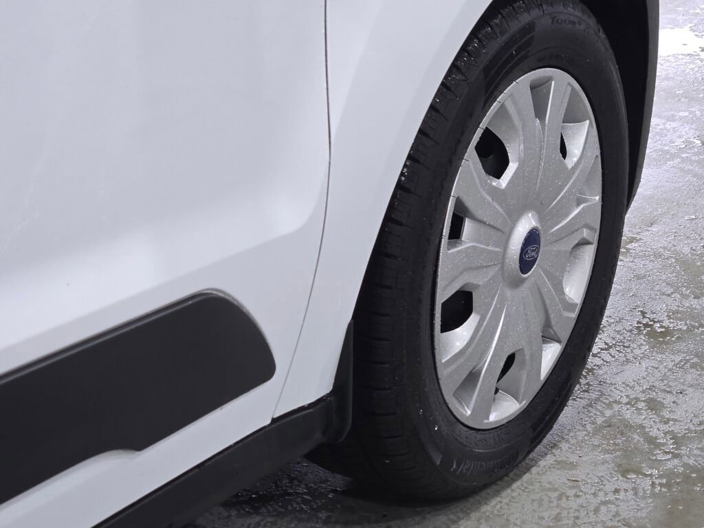 Certified 2022 Ford Transit Connect XL image 19