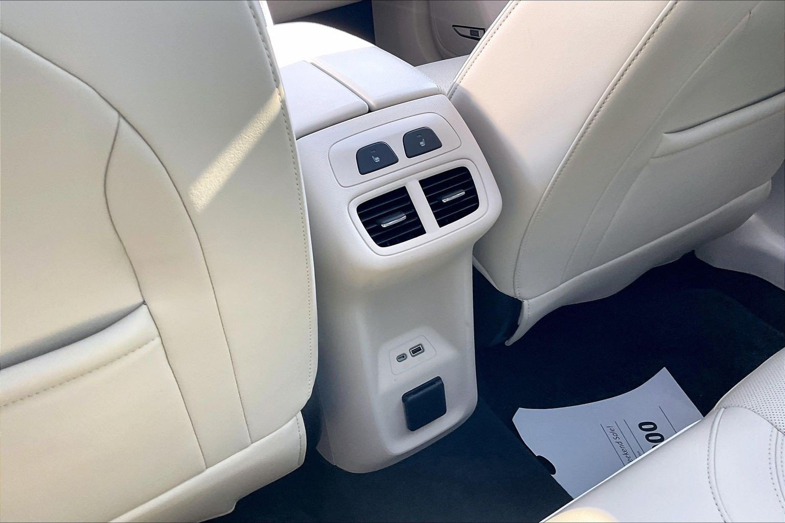 Used 2022 Buick Envision Avenir w/ Premium Seat Package FWD image 31