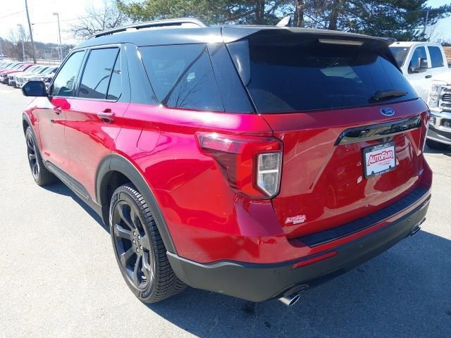 Certified 2022 Ford Explorer ST-Line image 3