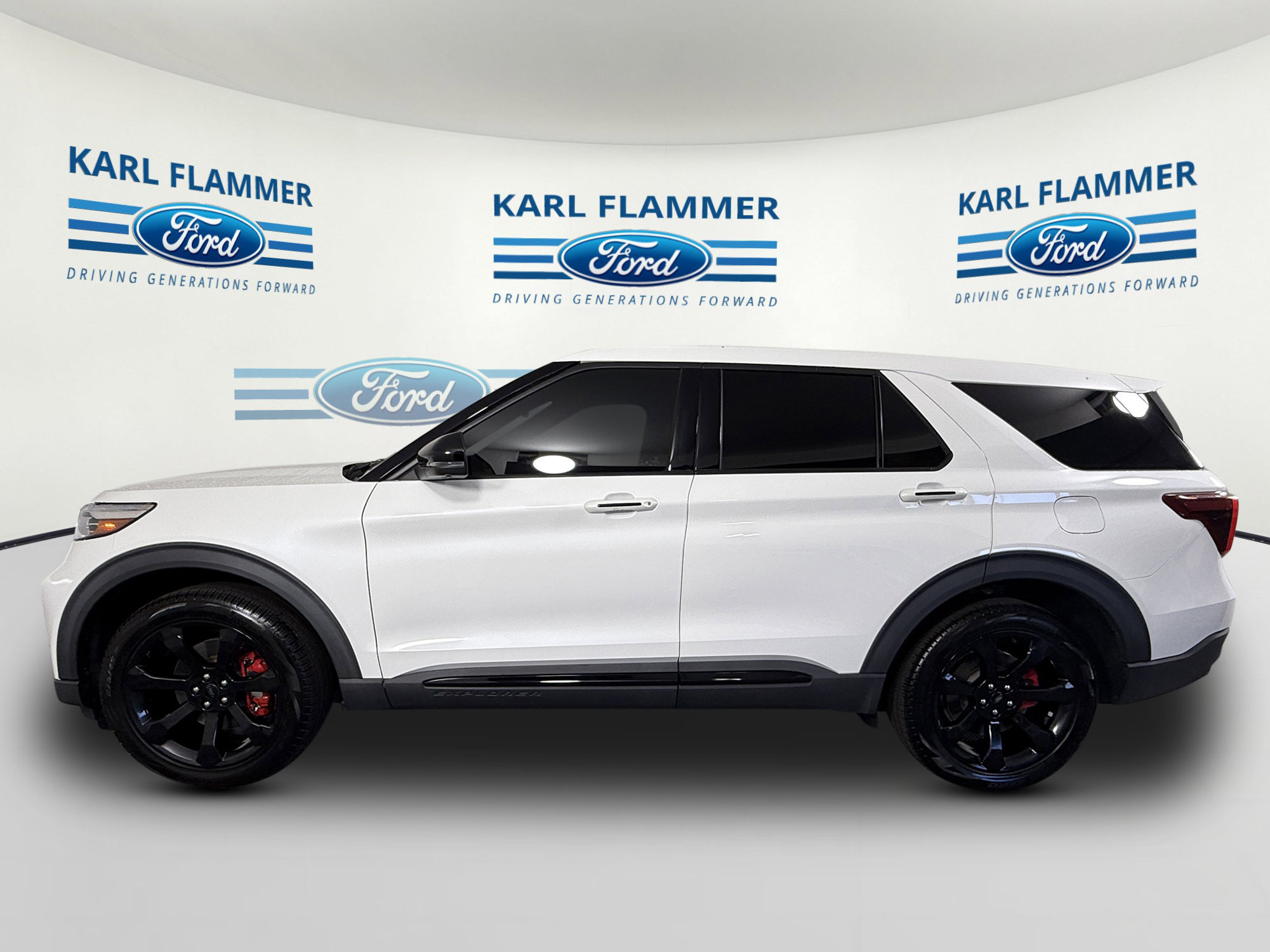 Certified 2022 Ford Explorer ST w/ Equipment Group 401A AWD/4WD image 5