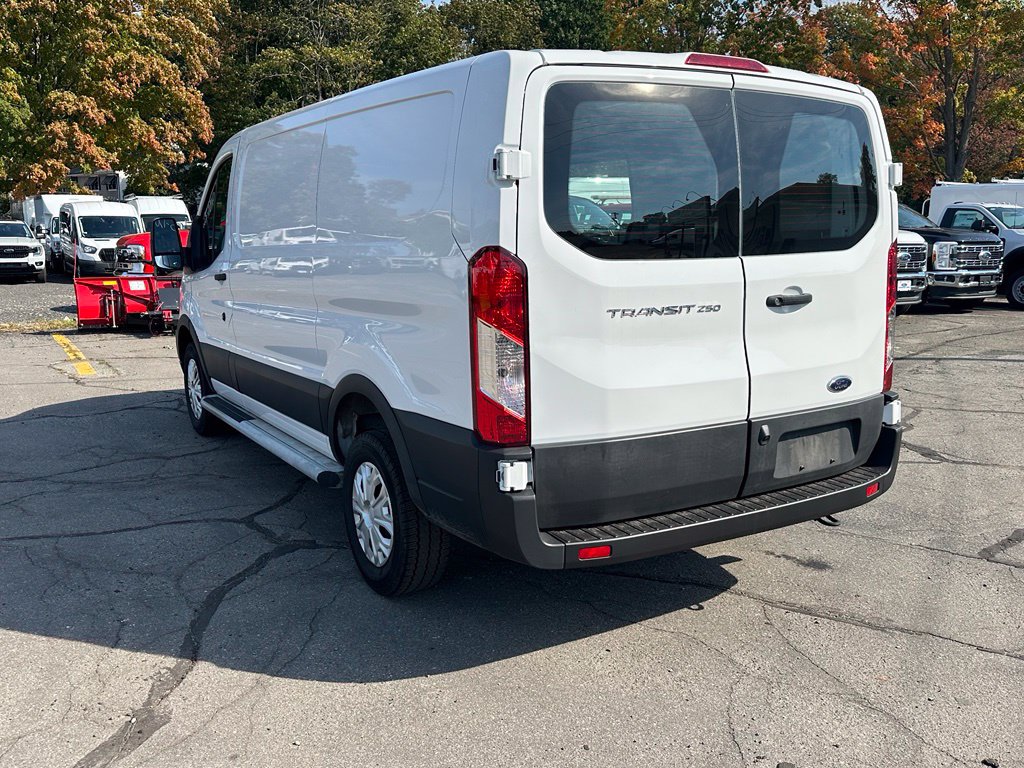 Certified 2025 Ford Transit 250 Low Roof w/ Exterior Upgrade Package RWD image 7