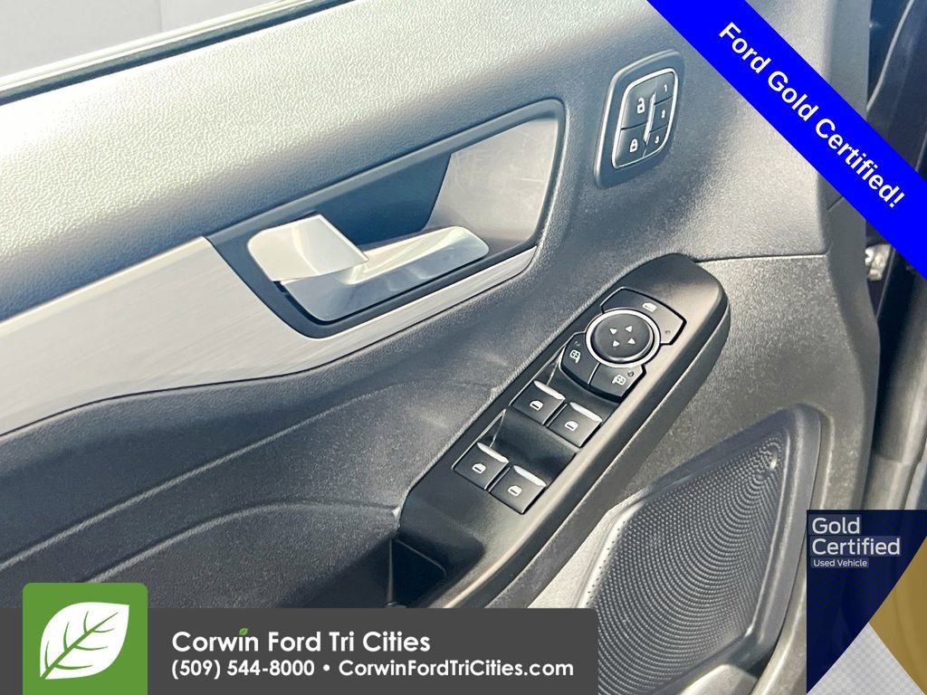 Certified 2025 Ford Escape Platinum image 15