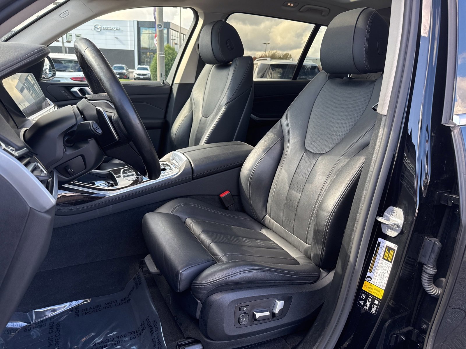 Used 2021 BMW X7 xDrive40i w/ Parking Assistance Package image 7