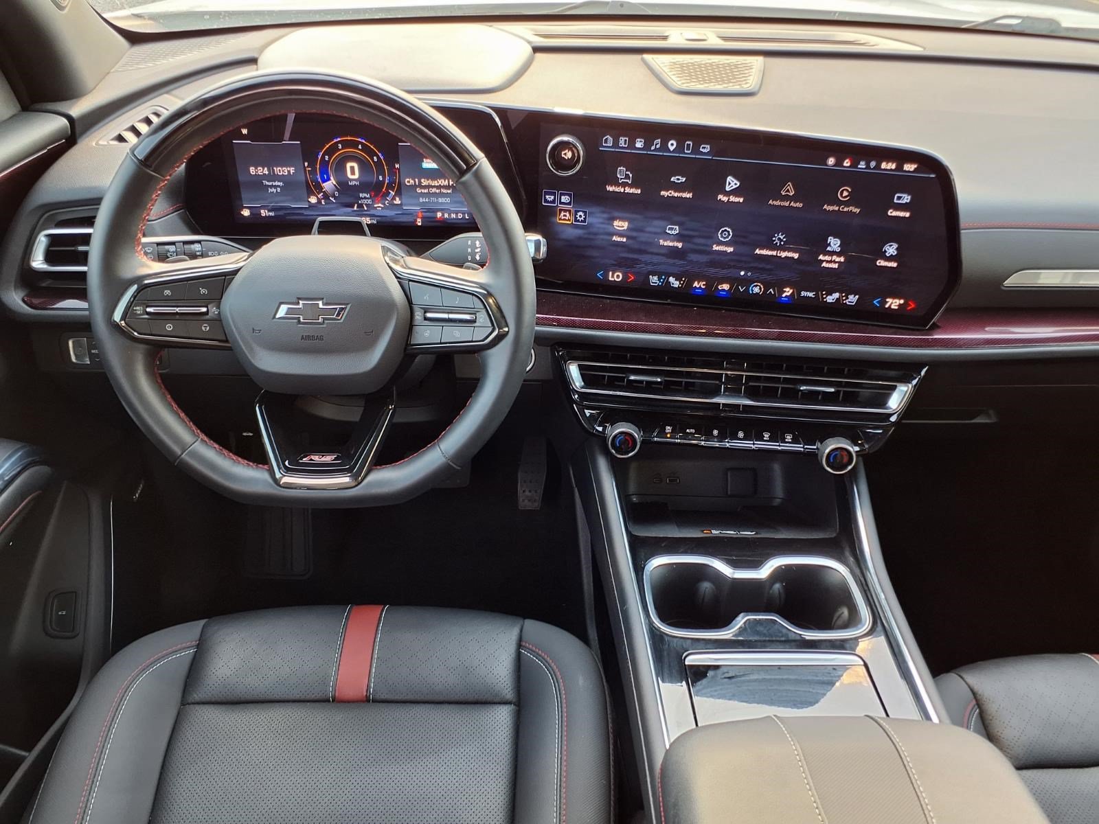 Used 2025 Chevrolet Traverse RS w/ LPO, Floor Liner Package FWD image 15