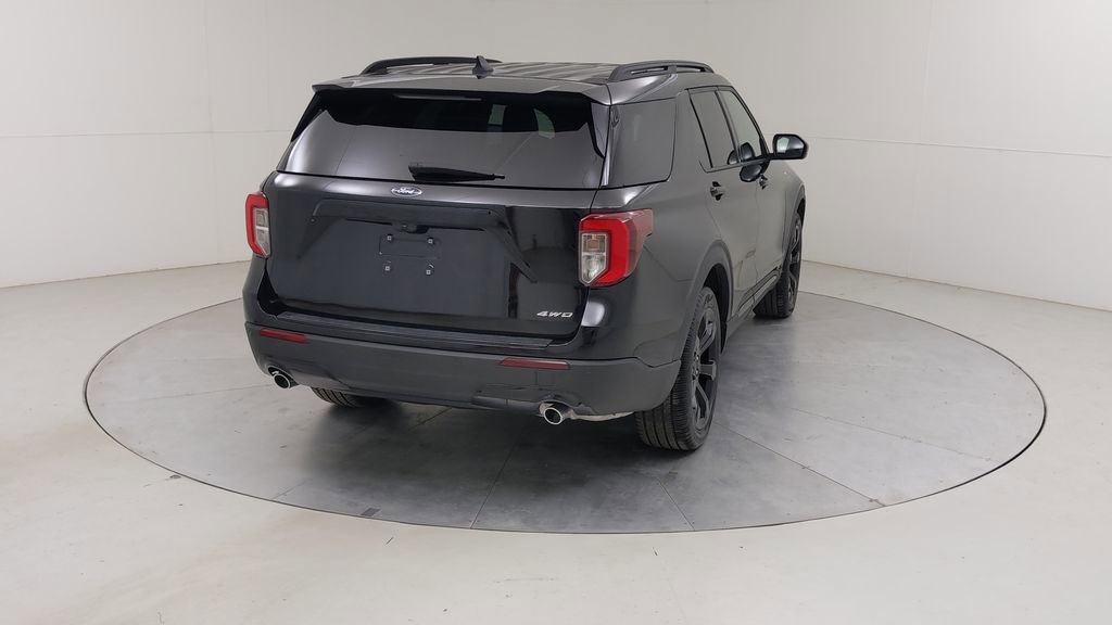 Certified 2023 Ford Explorer ST-Line AWD/4WD image 16