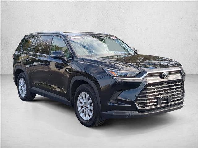 Used 2025 Toyota Grand Highlander XLE video 3