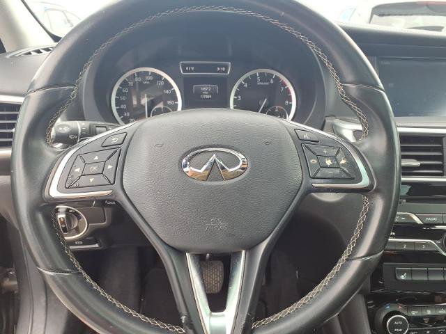 Used 2017 INFINITI QX30 Premium w/ Navigation Package AWD/4WD image 7