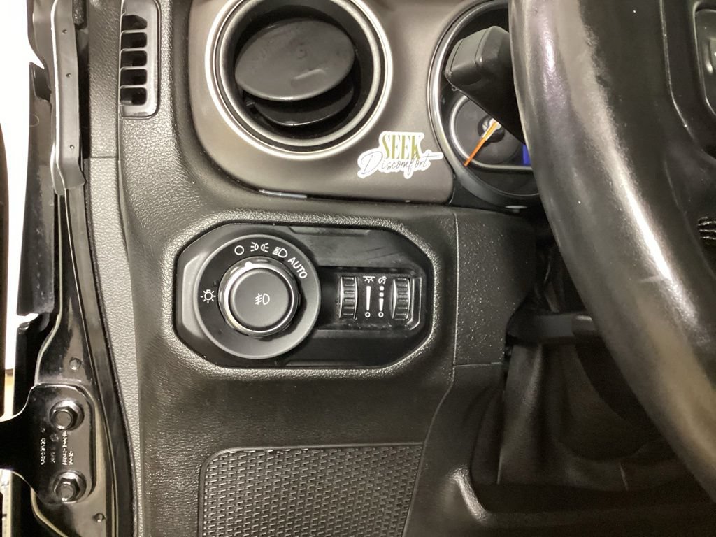 Used 2020 Jeep Wrangler Unlimited Sport S AWD/4WD image 12