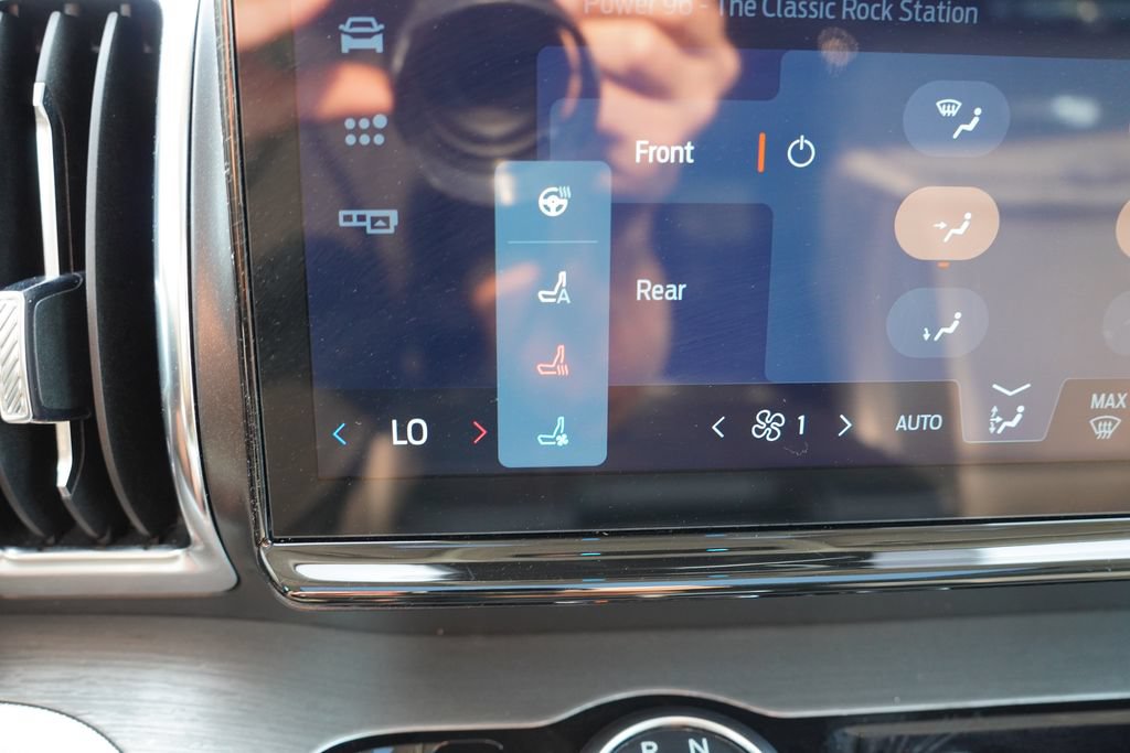 Certified 2025 Ford Expedition Platinum AWD/4WD image 33