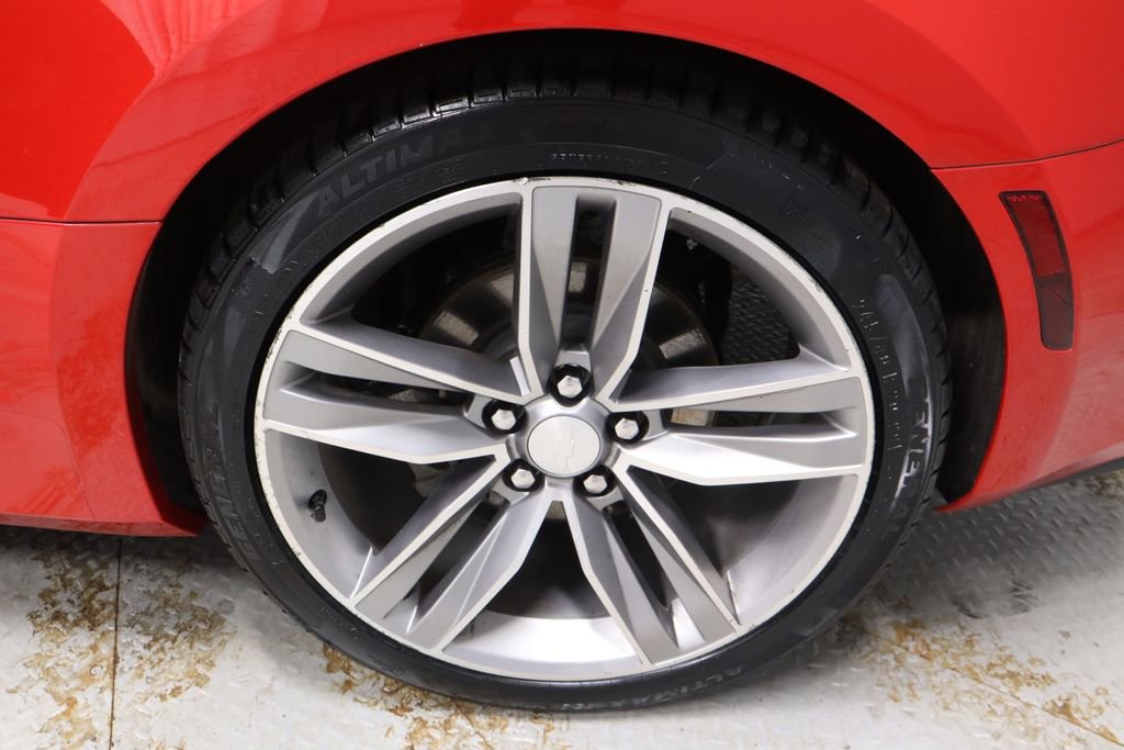 Used 2018 Chevrolet Camaro LT w/ RS Package image 18