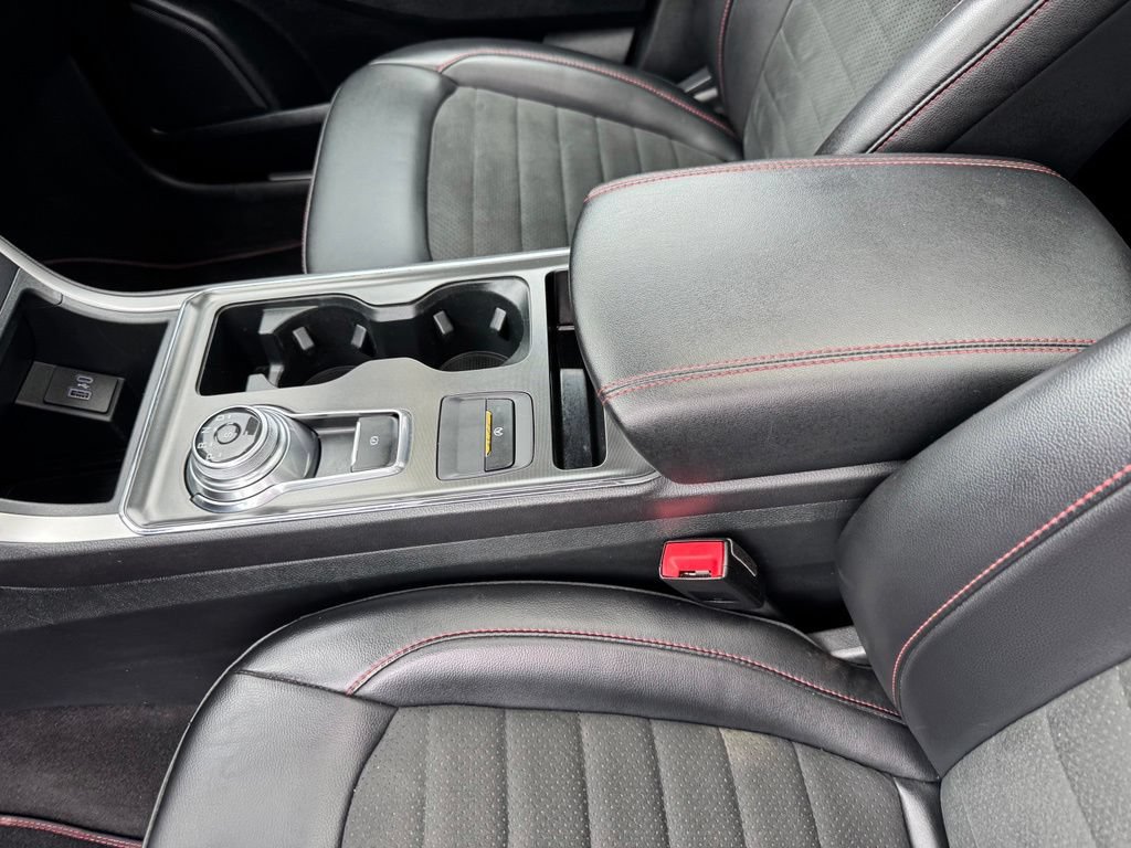 Certified 2024 Ford Edge ST-Line AWD/4WD image 17