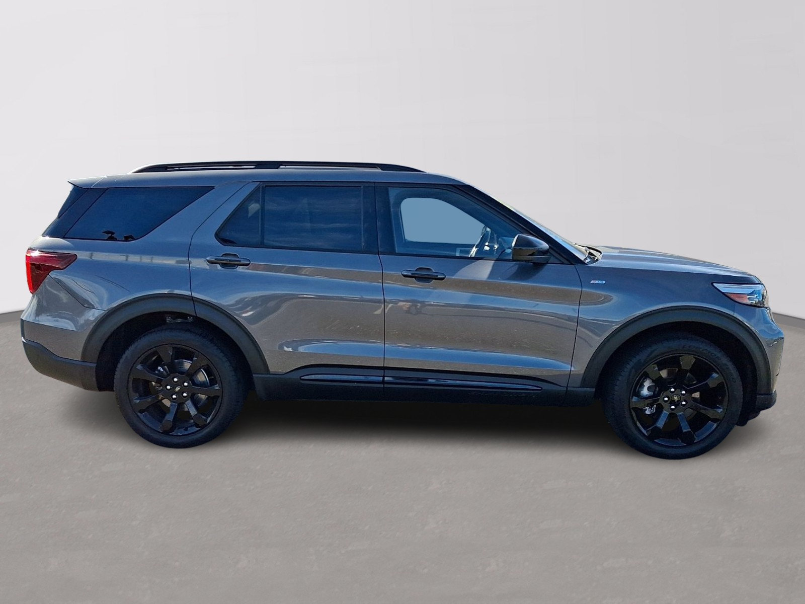 Certified 2023 Ford Explorer ST-Line w/ Class IV Trailer Tow Package AWD/4WD image 7