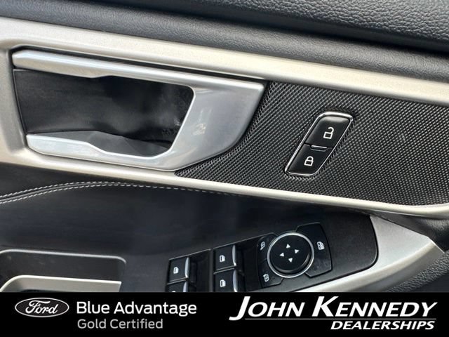 Certified 2023 Ford Explorer XLT AWD/4WD image 9