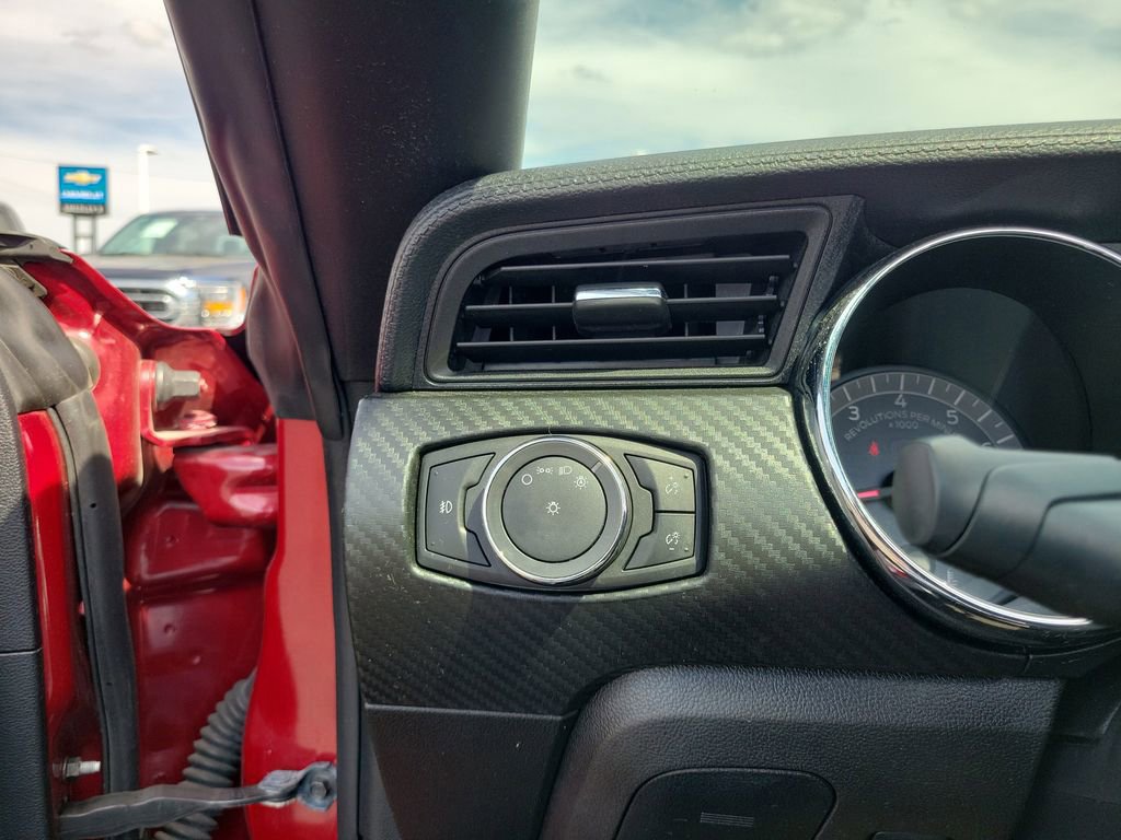 Certified 2017 Ford Mustang Convertible w/ Equipment Group 051A image 20