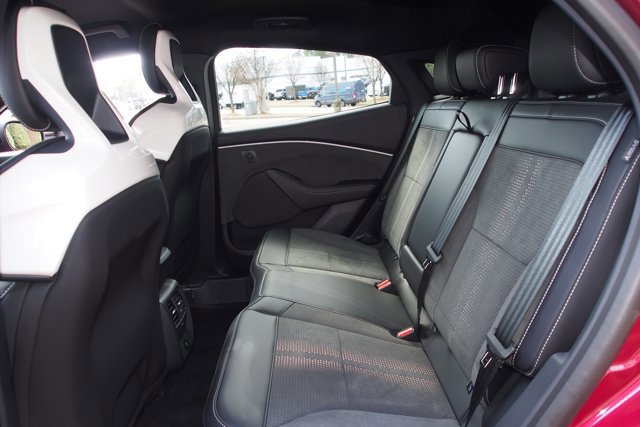 Certified 2025 Ford Mustang Mach-E GT image 18