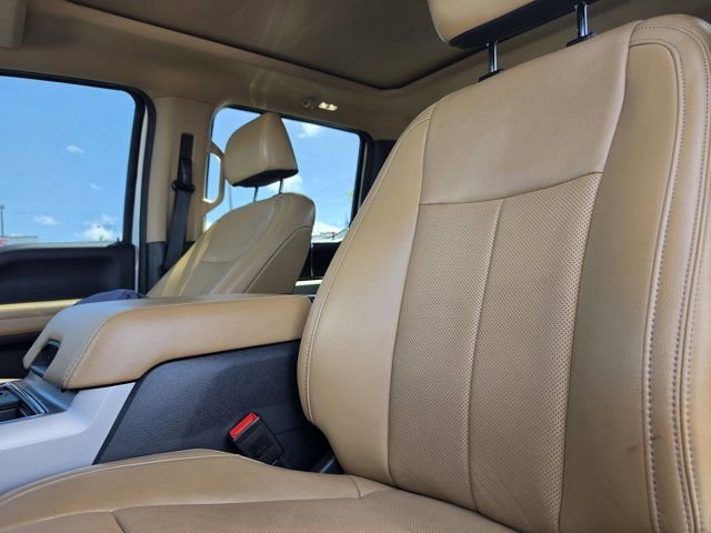 Certified 2022 Ford F250 Lariat w/ Lariat Value Package AWD/4WD image 18