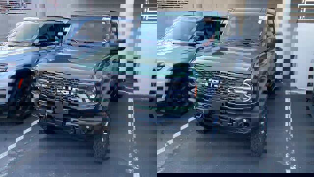 Certified 2025 Ford Bronco Badlands image 5