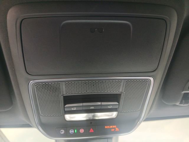 Used 2025 Chevrolet Equinox RS FWD image 23