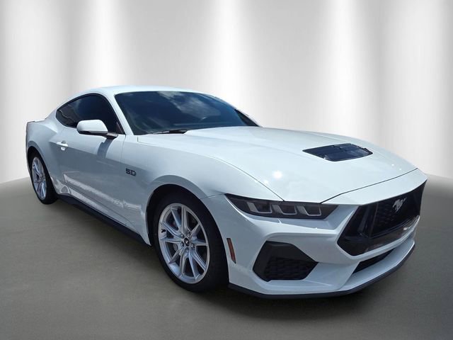 Certified 2025 Ford Mustang GT Premium RWD image 5