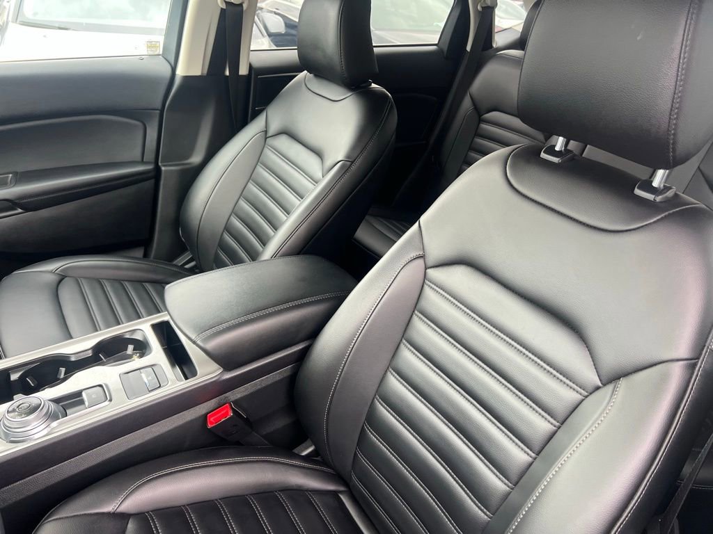 Certified 2024 Ford Edge SEL w/ Convenience Package AWD/4WD image 14