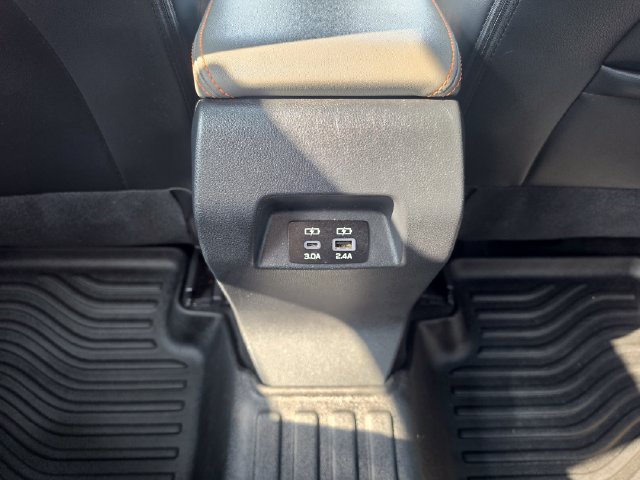 Used 2024 Subaru Crosstrek 2.5i Limited AWD/4WD image 17
