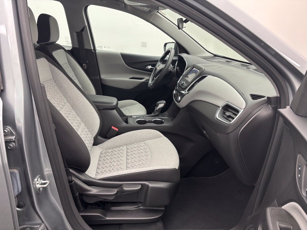 Used 2024 Chevrolet Equinox LS FWD image 30