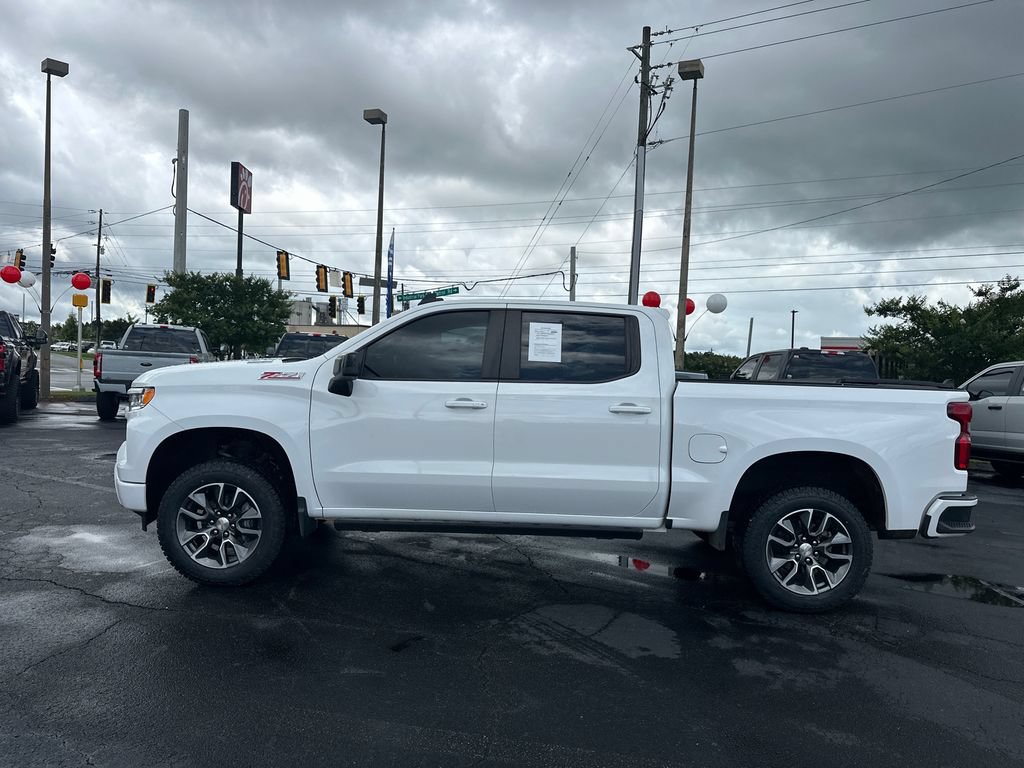 Used 2024 Chevrolet Silverado 1500 RST AWD/4WD image 4