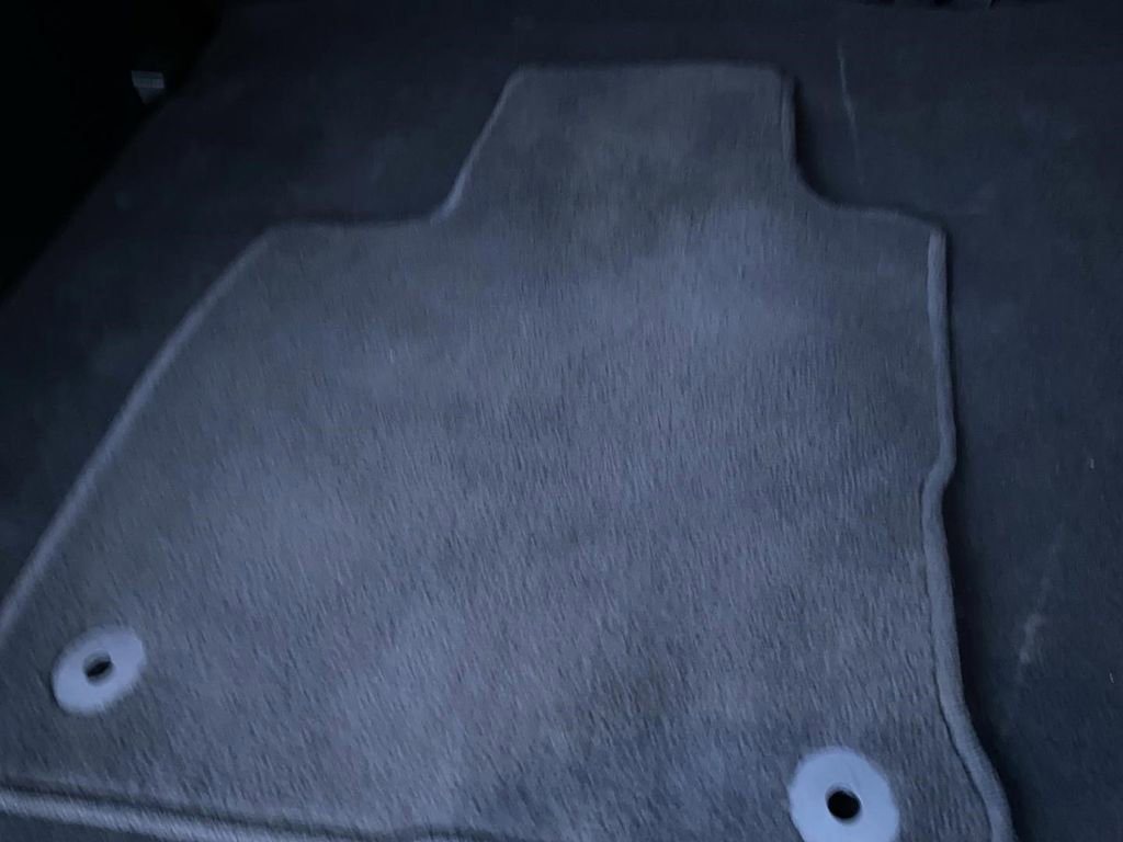 Certified 2025 Ford Escape Platinum image 19