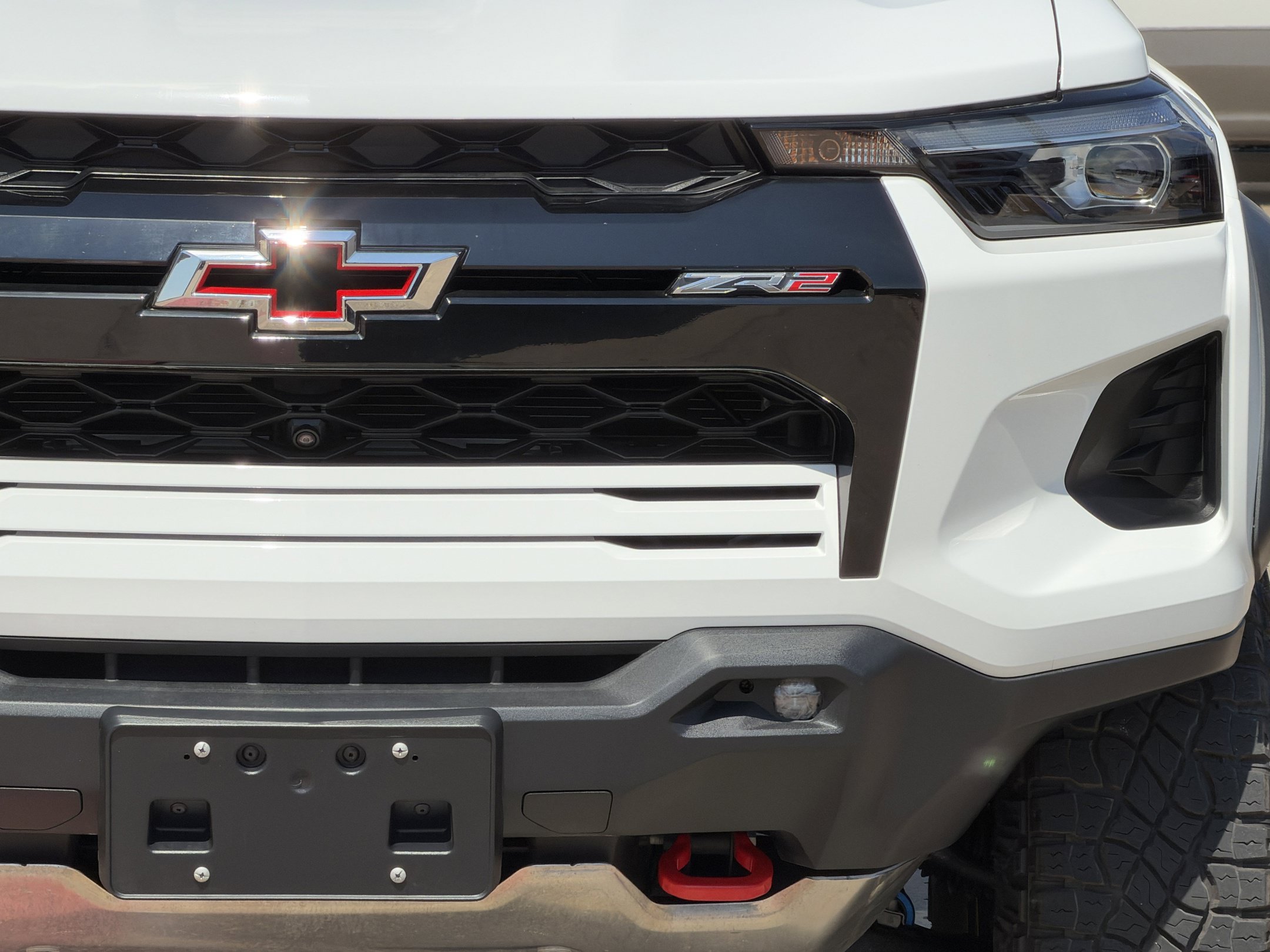Used 2024 Chevrolet Colorado ZR2 w/ Technology Package AWD/4WD image 11