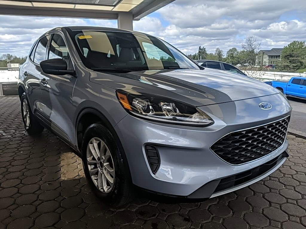 Certified 2022 Ford Escape SE w/ Convenience Package AWD/4WD image 4