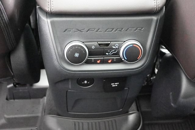 Certified 2025 Ford Explorer Platinum w/ Ultimate Package AWD/4WD image 24