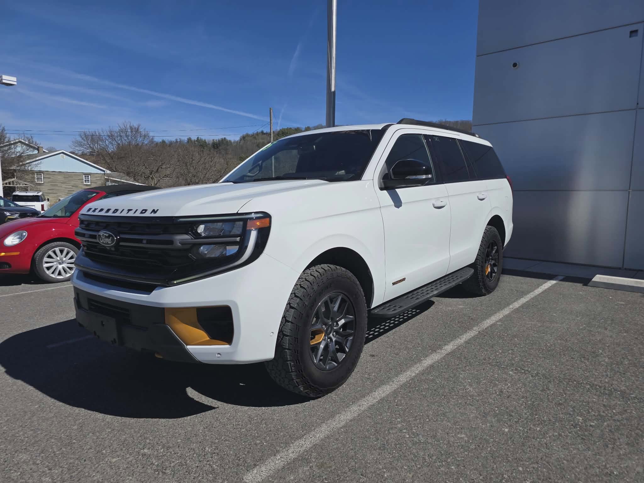 Certified 2025 Ford Expedition Tremor AWD/4WD image 8