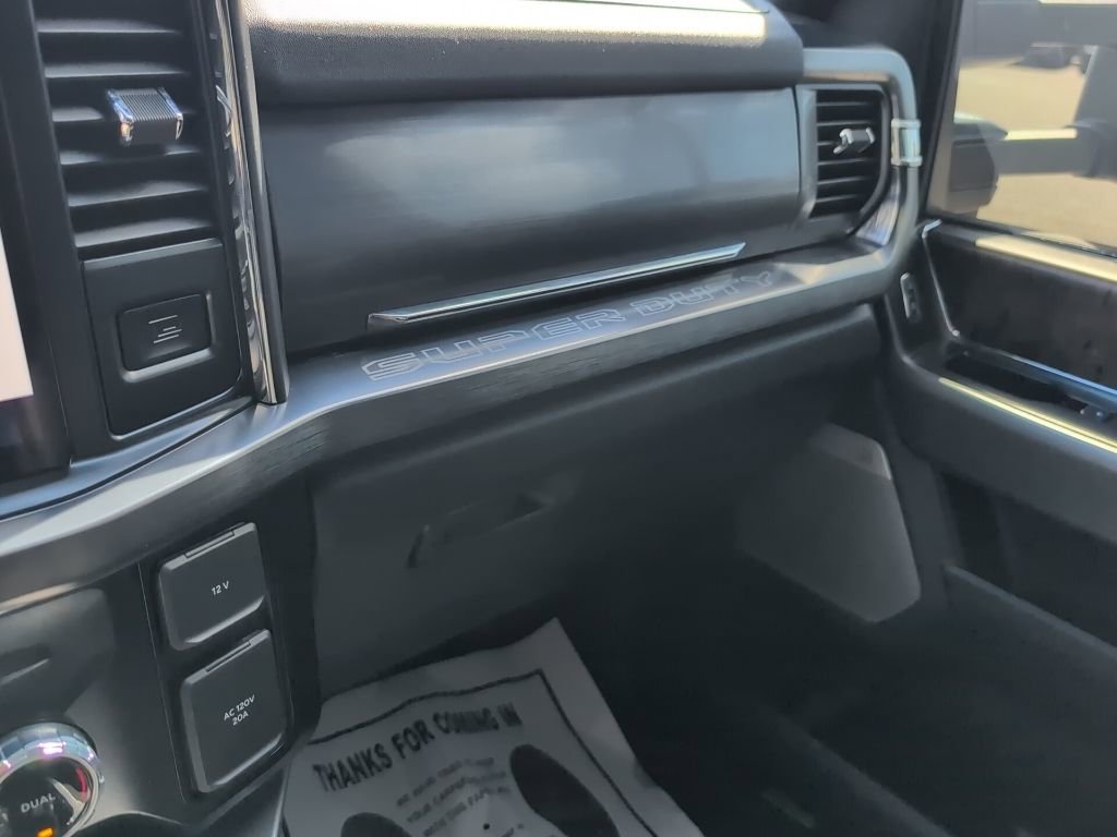 Certified 2025 Ford F250 Lariat w/ Lariat Ultimate Package image 24