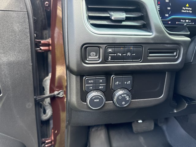 Used 2023 Chevrolet Tahoe LT AWD/4WD image 16