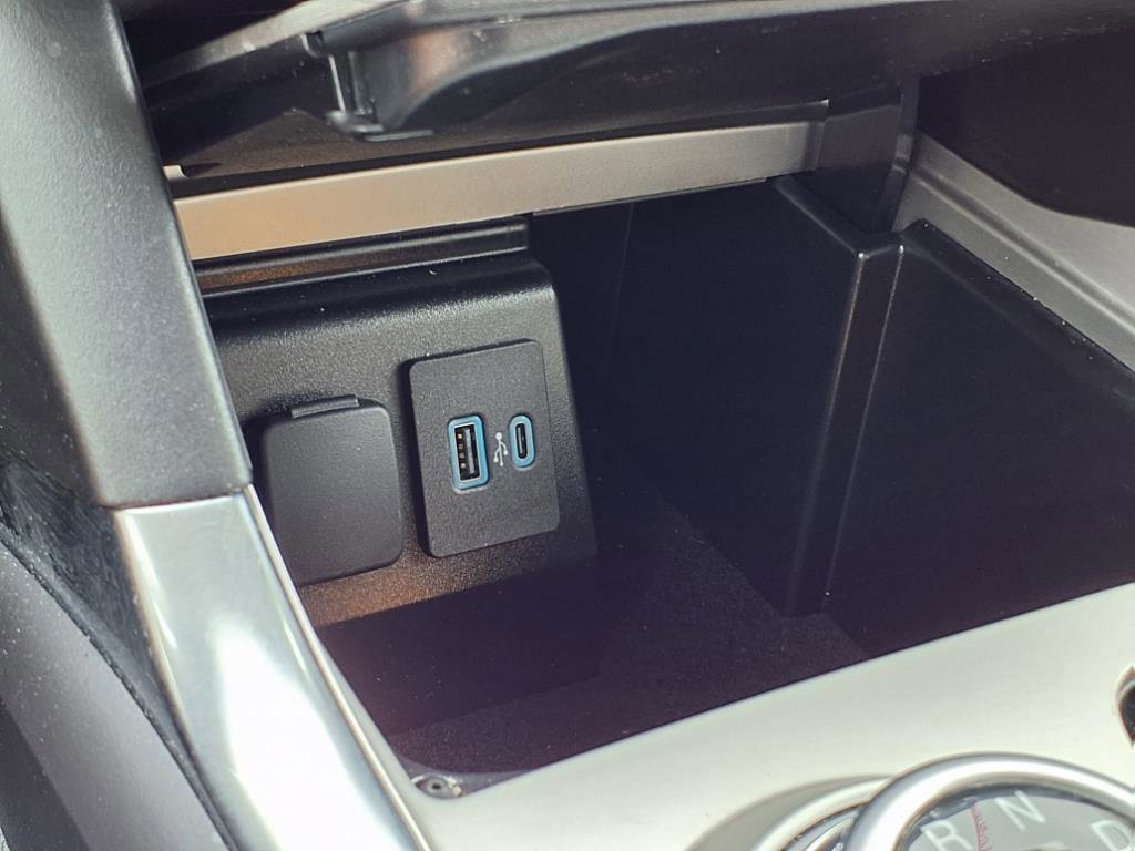 Certified 2023 Ford Explorer XLT w/ Equipment Group 202A image 16