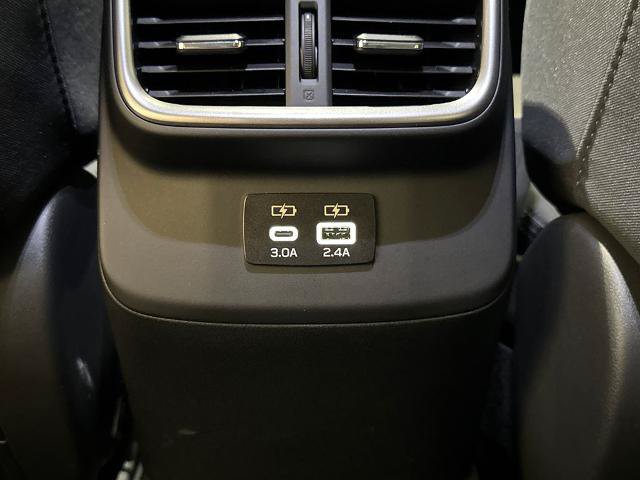 Used 2025 Subaru Outback Premium AWD/4WD image 30