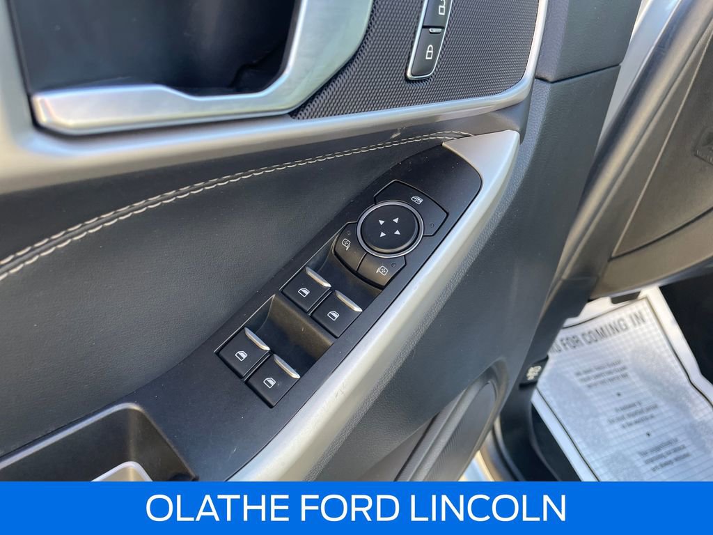 Certified 2022 Ford Explorer XLT w/ Equipment Group 202A image 23